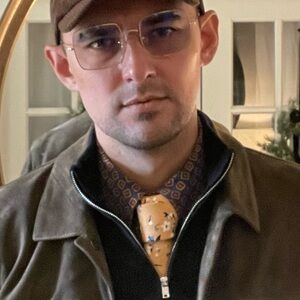 Meet your Posher, Bryant